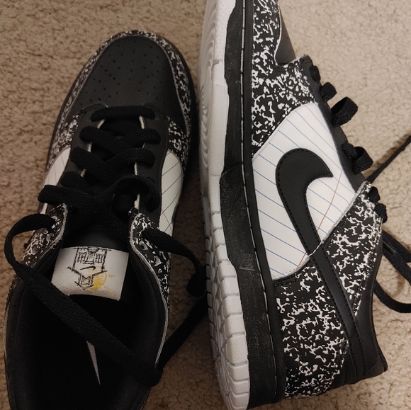 RARE Nike Dunk Low Nikebook (Size: 6.5Y) - Picture 4 of 7